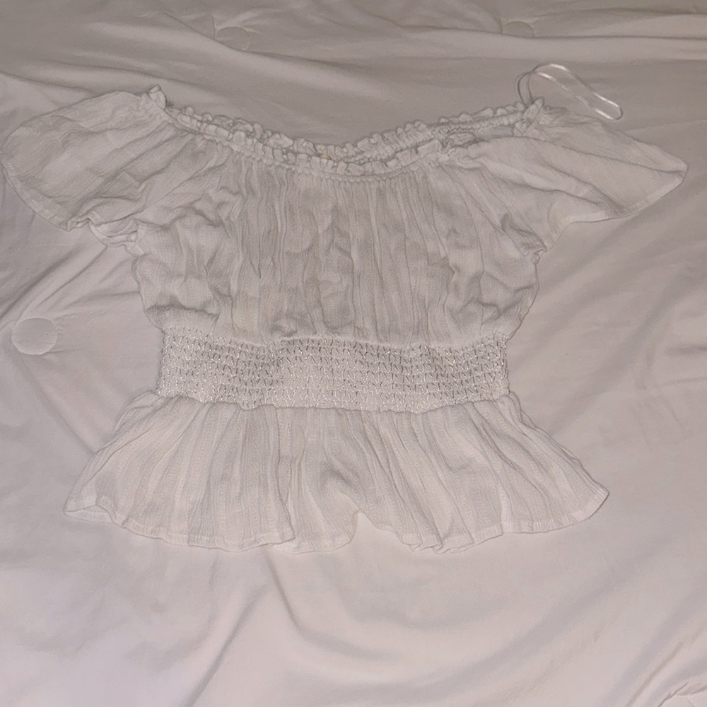 C’isa short sleeve blouse size large fits like medium